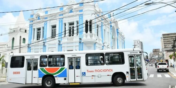 Prefeitura ativa cashback no transporte público neste sábado (9)