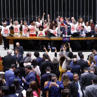 Com voto sim unânime da bancada potiguar, Câmara aprova, em dois turnos, PEC pelo fim da escala 6×1