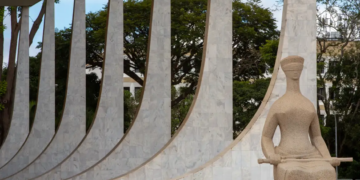 Dino diz que pagamento de novos penduricalhos está proibido
