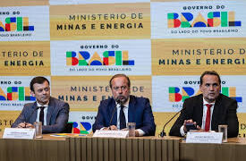 Governo cria subsídio de até R$ 0,89 para segurar preço da gasolina