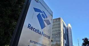 A um dia do fim do prazo, 5,1 milhões não enviaram declaração do IR