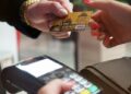 Banco evita condenação na Justiça após comprovar que cliente usou cartão
