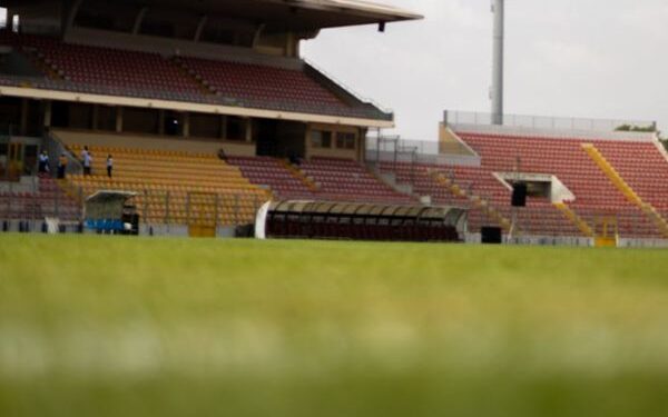 Município terá que regularizar pagamento de etapas de obra em estádio de futebol