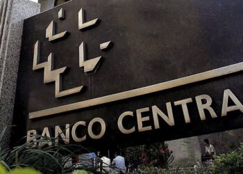 Mercado financeiro eleva previsão da Selic para 13,75% ao ano