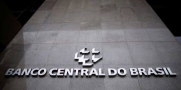 Copom reduz taxa Selic para 14,25% ao ano