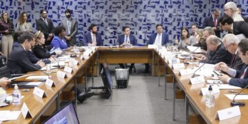 Líderes partidários definem na terça-feira projetos que serão analisados pelo Plenário