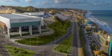 MPF pede suspensão de licenças para construções na orla de Natal devido a riscos de “esmagamento costeiro”