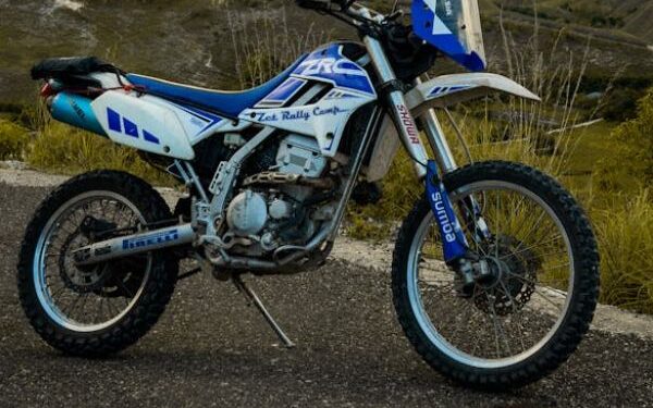 Motociclista que teve veículo apreendido de forma irregular será indenizado pelo Estado