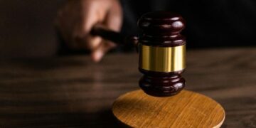 Homem é condenado por discriminação de identidade de gênero em Mossoró