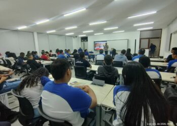 SENAI-RN faz capacitação em tintas para alunos da área da construção civil, em Natal