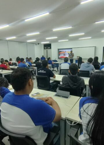 SENAI-RN faz capacitação em tintas para alunos da área da construção civil, em Natal
