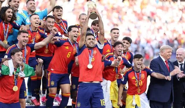 Espanha domina Argentina, vence na prorrogação e leva o bi da Copa
