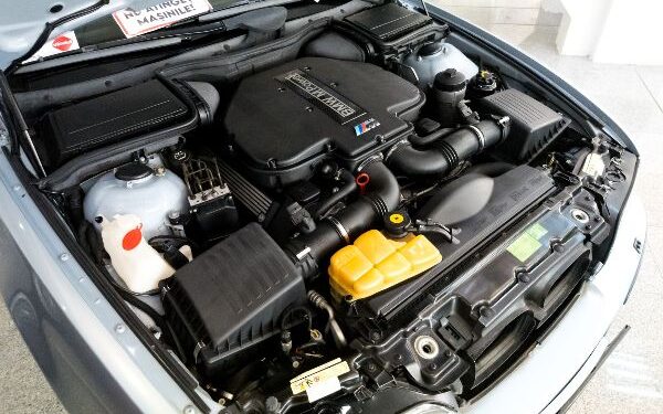 Cliente que teve carro avariado após lavagem será indenizado