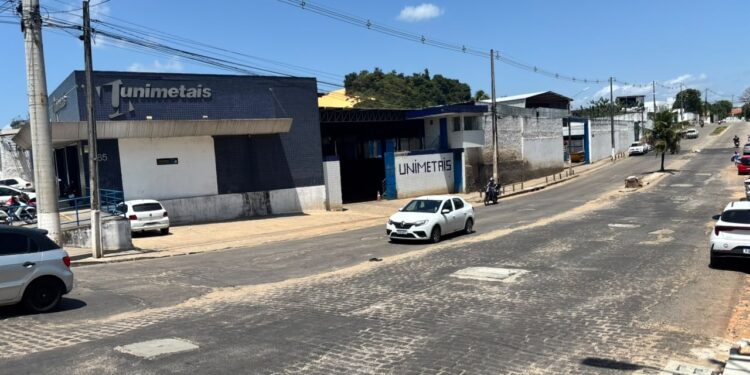 Av. Solange Nunes: Seinfra conclui drenagem e prepara escavação de lagoa em Cidade da Esperança