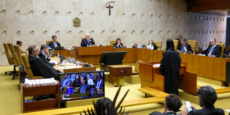 Congresso tem 24 meses para editar lei sobre mineração em terras indígenas, decide STF 