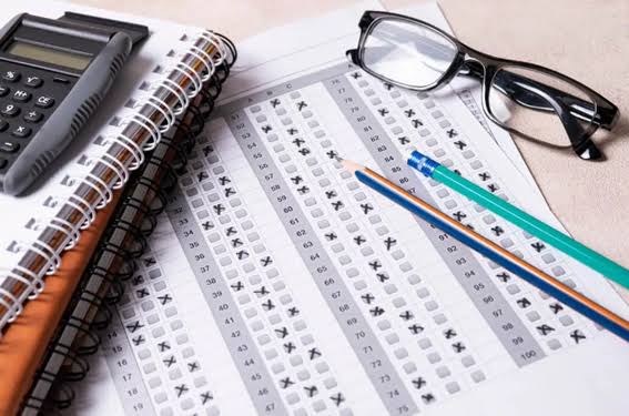 Concursos: 19 editais abrem 870 vagas nesta segunda (17/08)