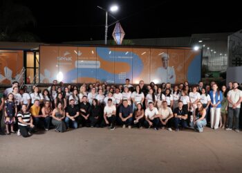 Alunos qualificados pela Unidade Móvel de Gastronomia recebem certificados em São Miguel