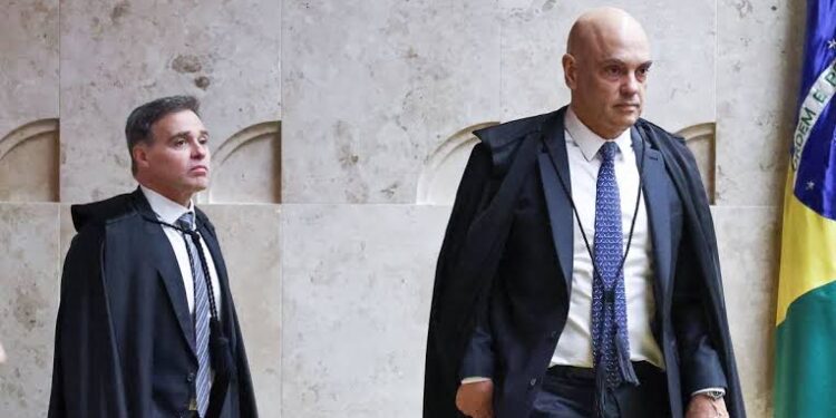 STF faz nesta manhã sessão que analisará conversas de Moraes e Vorcaro