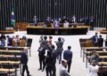 Câmara aprova MP que acaba com a “taxa das blusinhas”