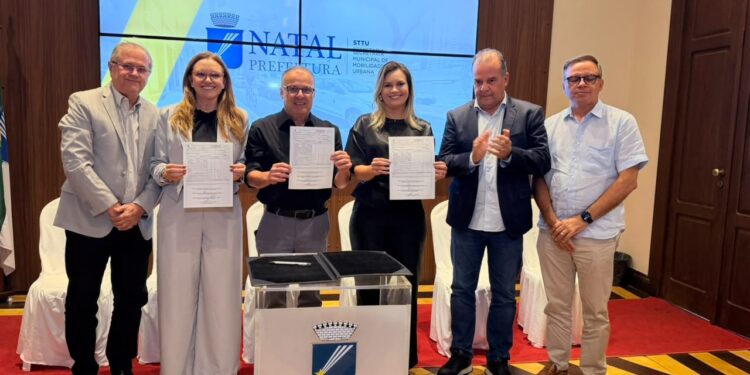 Prefeitura do Natal assina ordem de serviço para modernização do parque semafórico