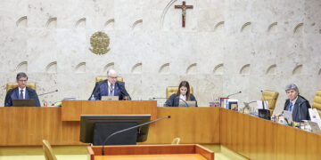 STF decide que ISS não integra base de cálculo do PIS e da Cofins