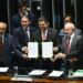 Congresso promulga o fim da escala 6×1 e aposentadoria de agentes de saúde