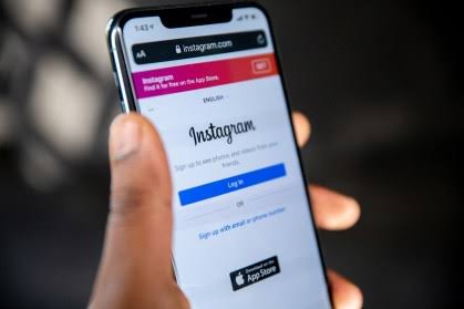 Justiça determina recuperação de conta do Instagram após invasão por terceiros