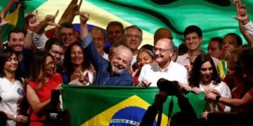 “Vamos mudar o jeito de governar este país”, diz Lula