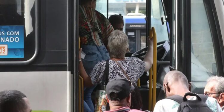 MP Eleitoral cobra transporte público gratuito e sem redução de linhas no segundo turno no RN